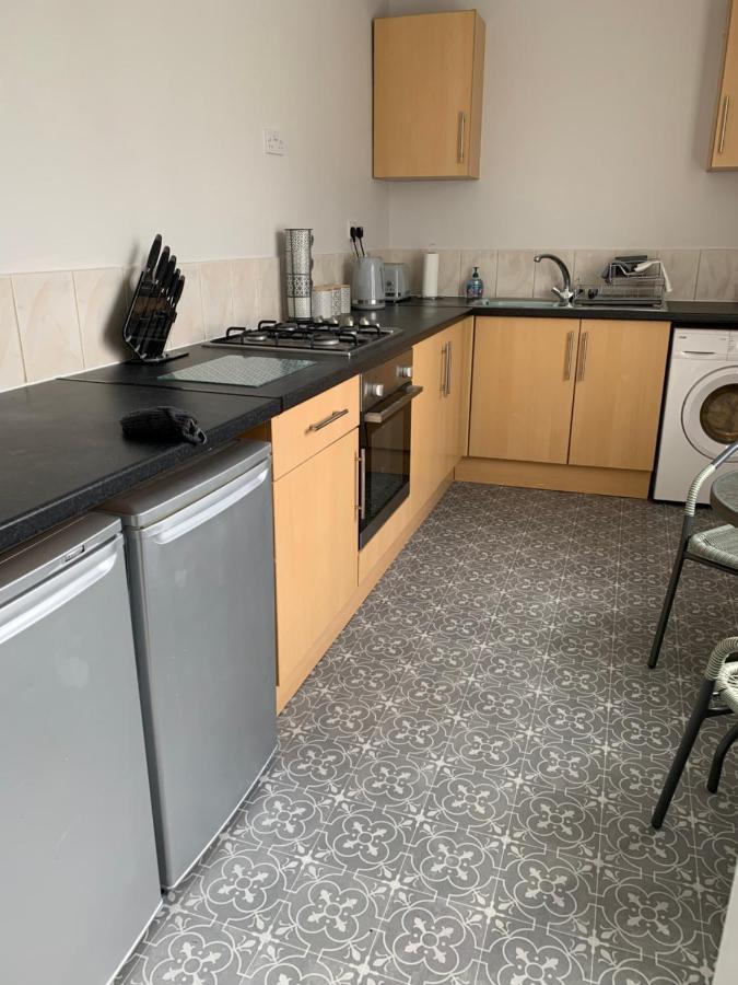 The Greens Apartment Farnworth Exterior photo