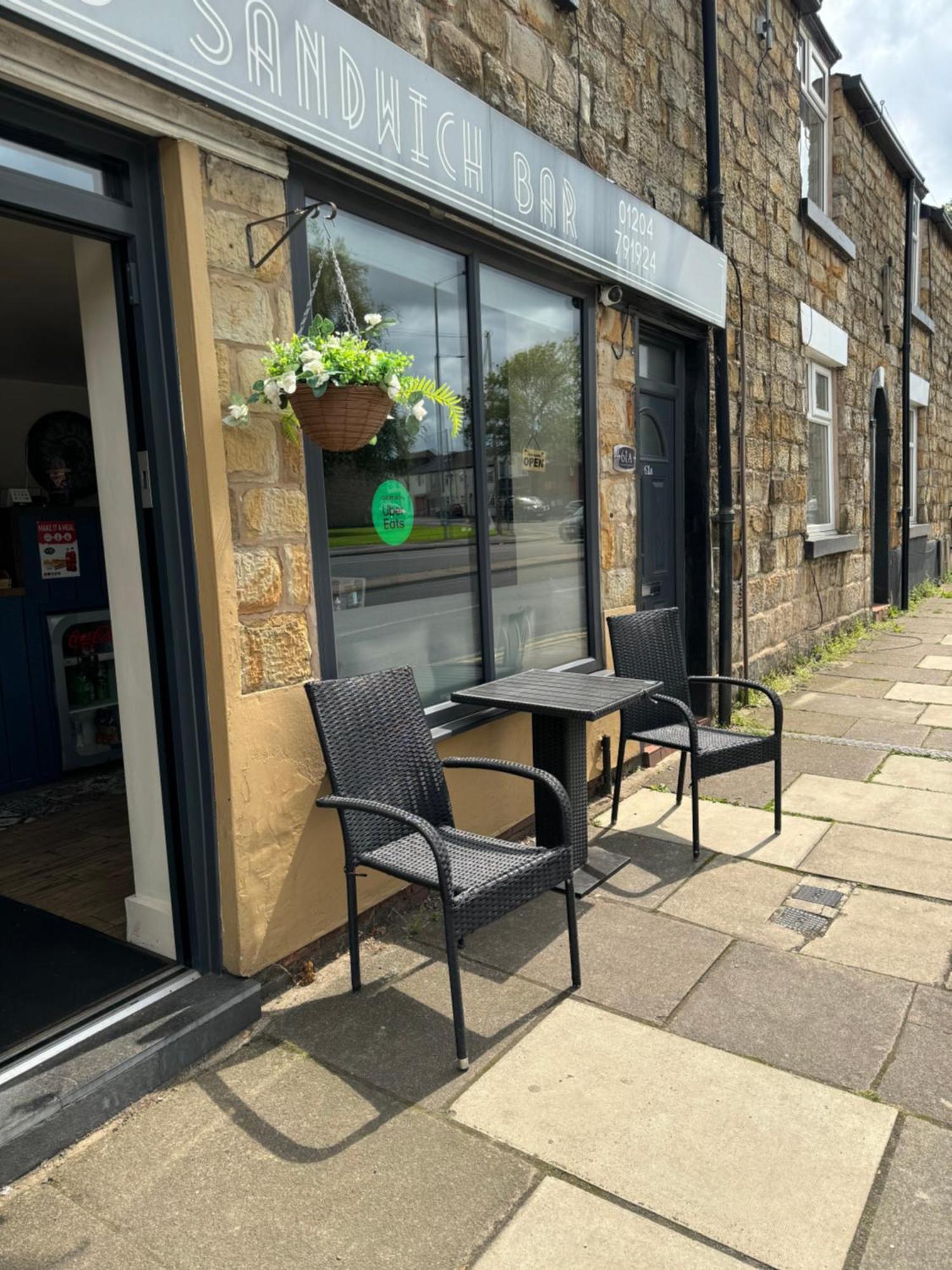 The Greens Apartment Farnworth Exterior photo